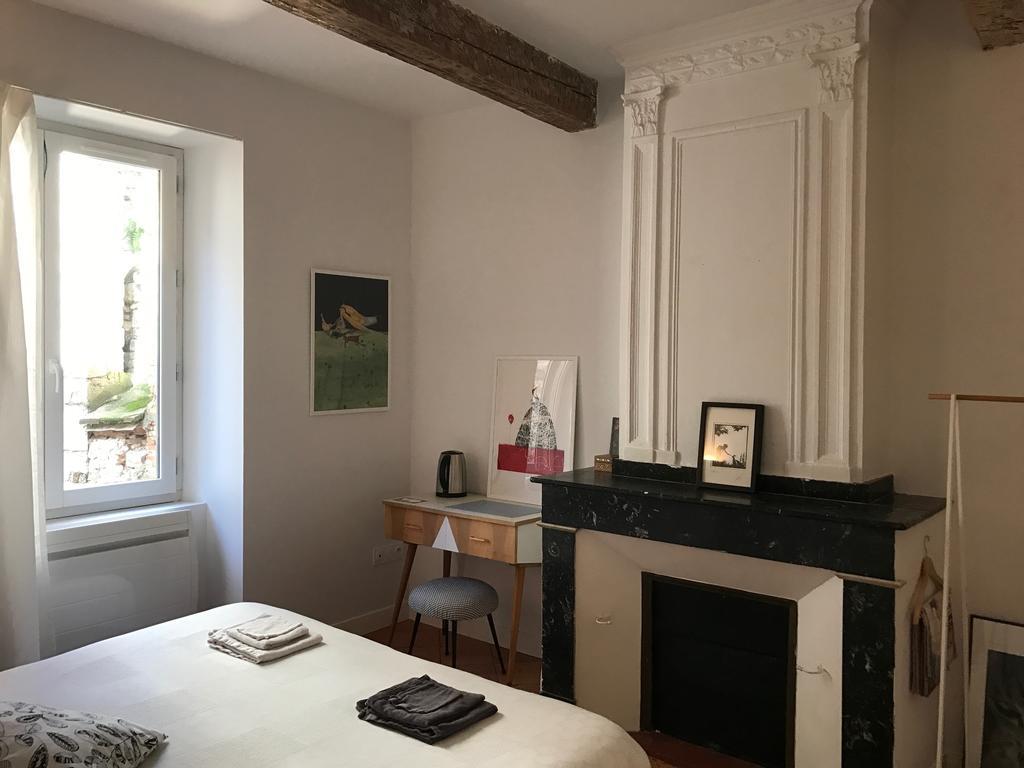 B&B Le Chat Qui Dort Montricoux Εξωτερικό φωτογραφία